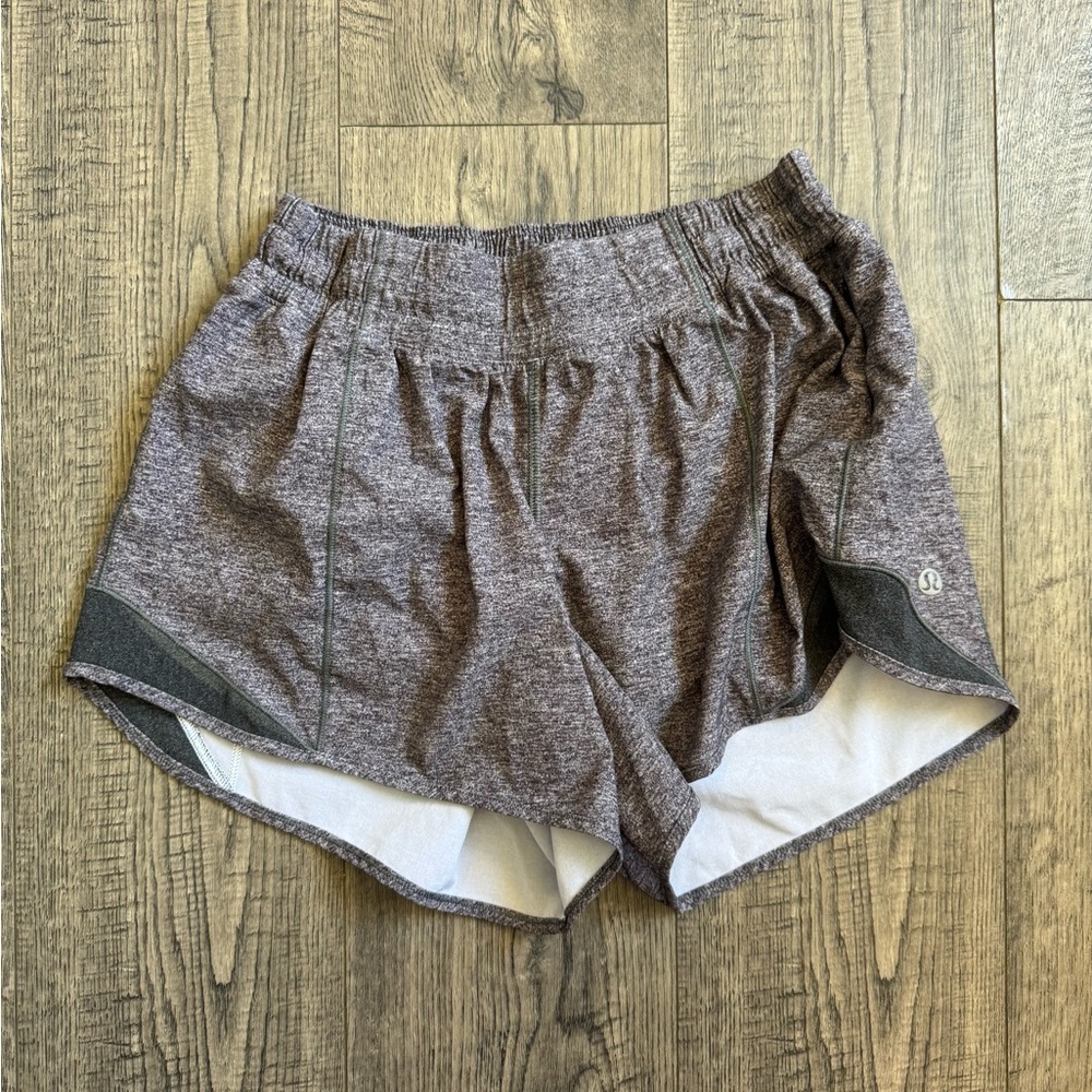 Lululemon Hotty Hot Short II *Long 4"-Heather Lux- Size 6 - Picture 6 of 8